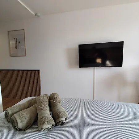 Confort Avec Vue Pugny-Chatenod